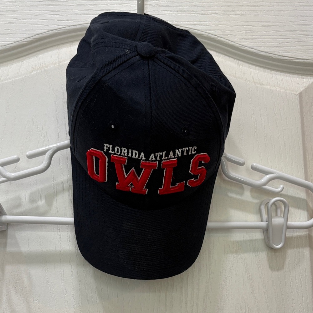Florida Atlantic Owls Navy Blue Cap